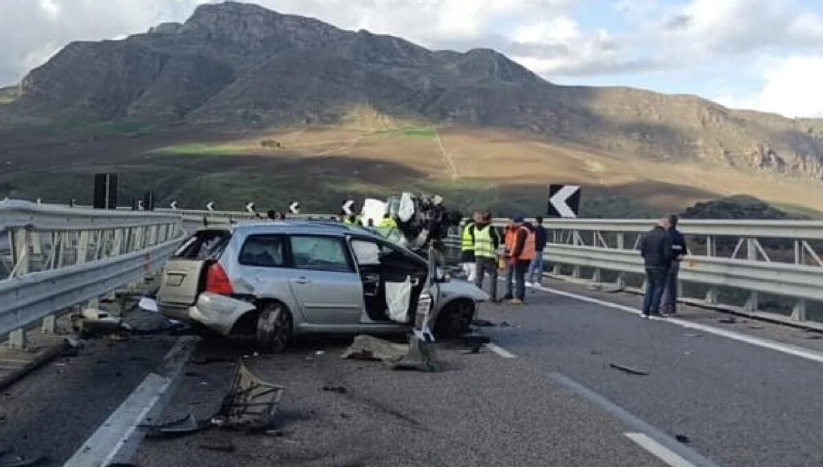 Screenshot dei soccorsi e dei mezzi coinvolti nell'incidente