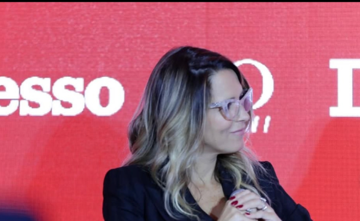 “Ho la diastasi”: la conduttrice italiana lo rivela così. Di cosa si tratta e gli altri vip che ne soffrono