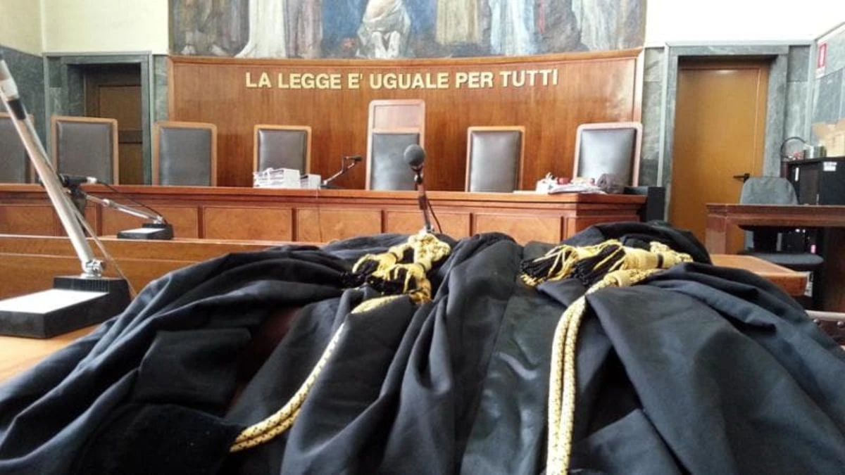 Immagine del tribunale, processo Elia Del Grande
