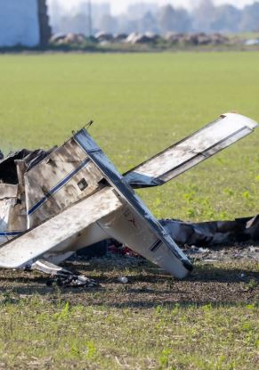 Ultraleggero precipita e si schianta nel Ferrarese: morto il pilota. La dinamica dell'incidente