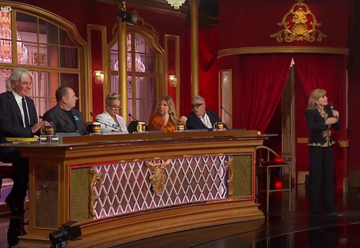 Barbara D’Urso in pista a Ballando con le Stelle, infortunata ma protagonista