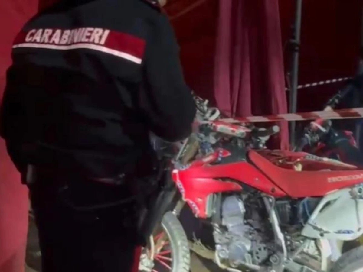 Carabinieri sul luogo dell’incidente al circo di Sant’Anastasia