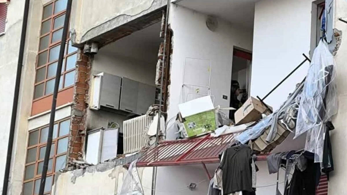 “Boato tremendo!”. Esplosione in Italia, palazzina distrutta: bilancio terribile “Boato tremendo!”. Esplosione in Italia, palazzina distrutta: bilancio terribile