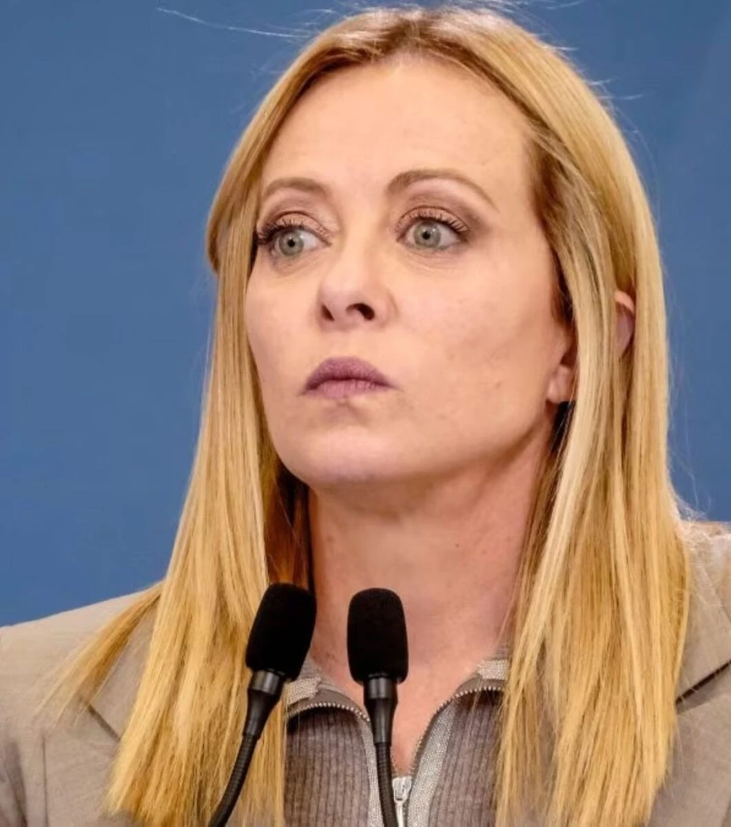 Famiglia Boschi interviene, Giorgia Meloni