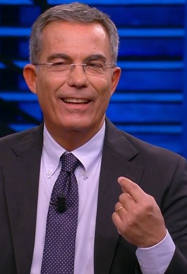 "DiMartedì", il monito di Padellaro al governo Meloni scatena la bufera