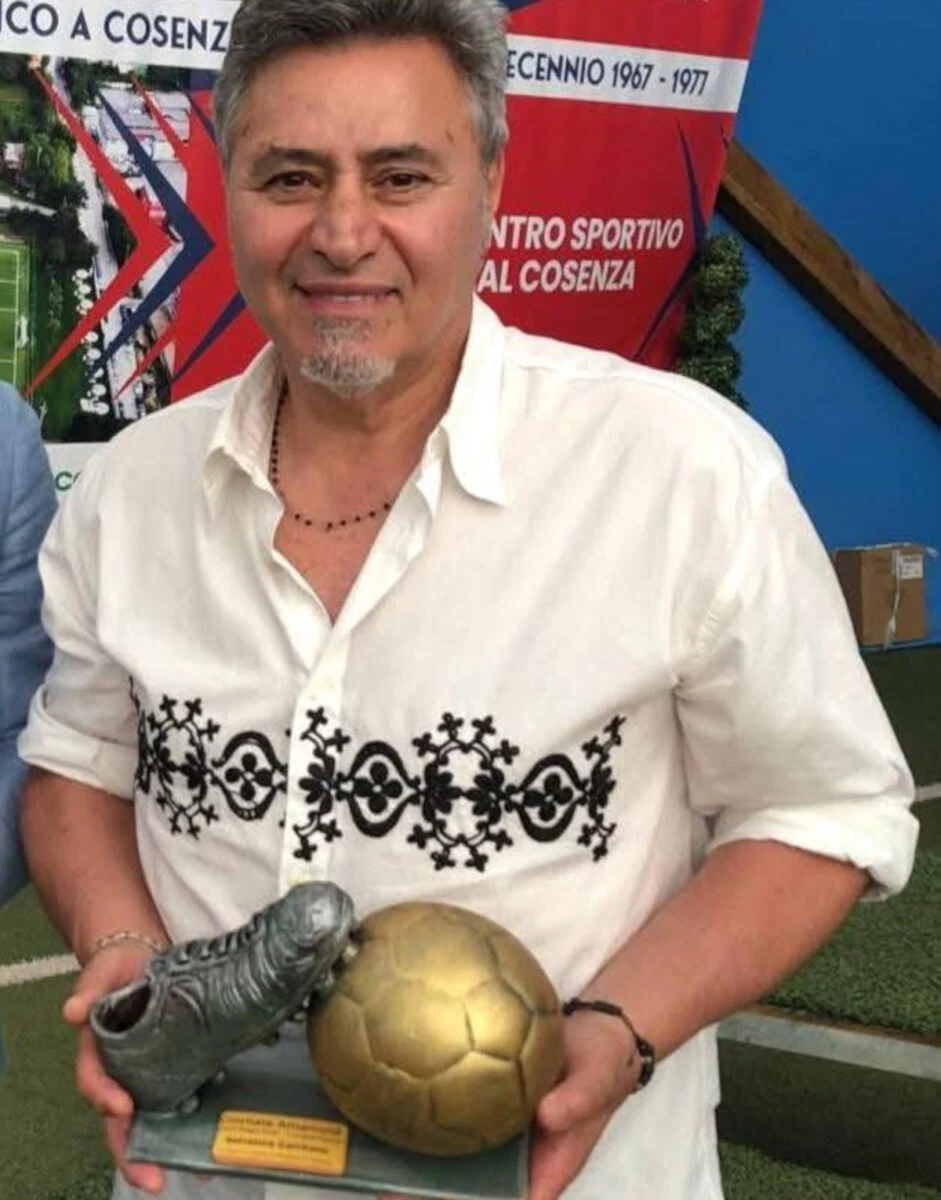 Ritratto di Salvatore Garritano in maglia da gioco