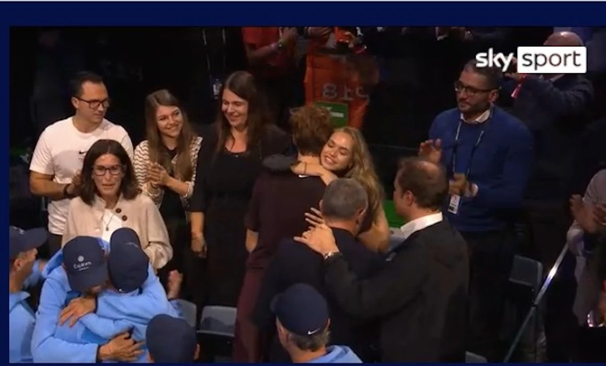 Laila Hasanovic sugli spalti delle Atp Finals