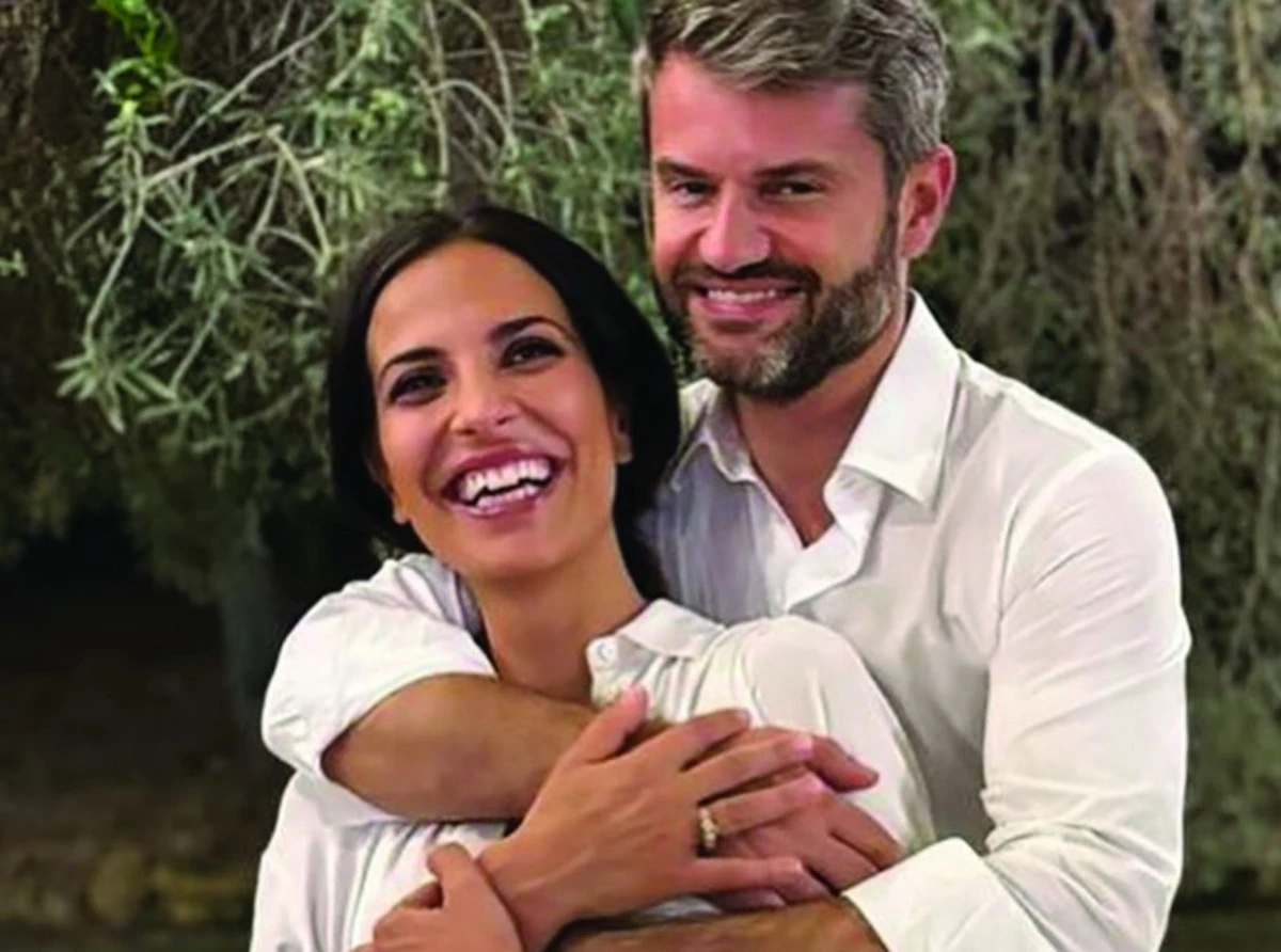 Enrico Bartolini e Roberta Morise: un amore che cresce insieme alla famiglia