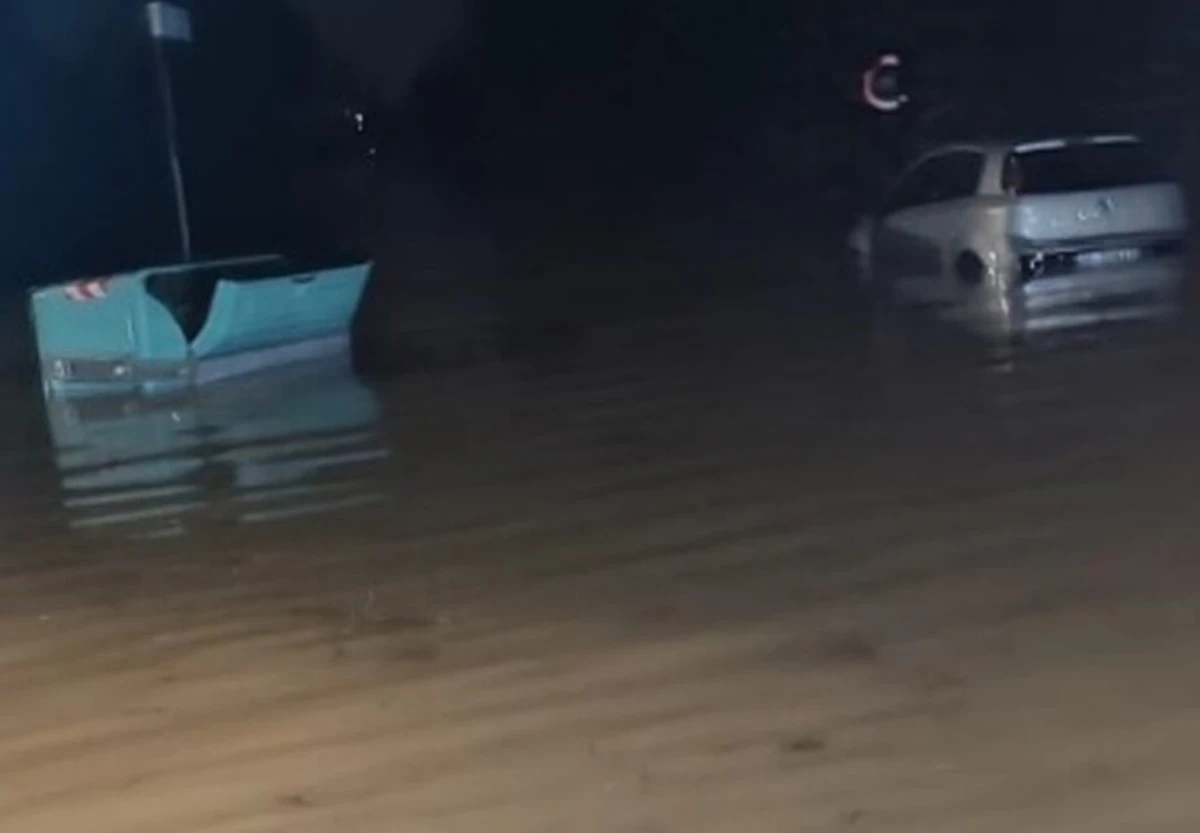 Soccorritori in azione nell’area colpita dal maltempo a Palmanova