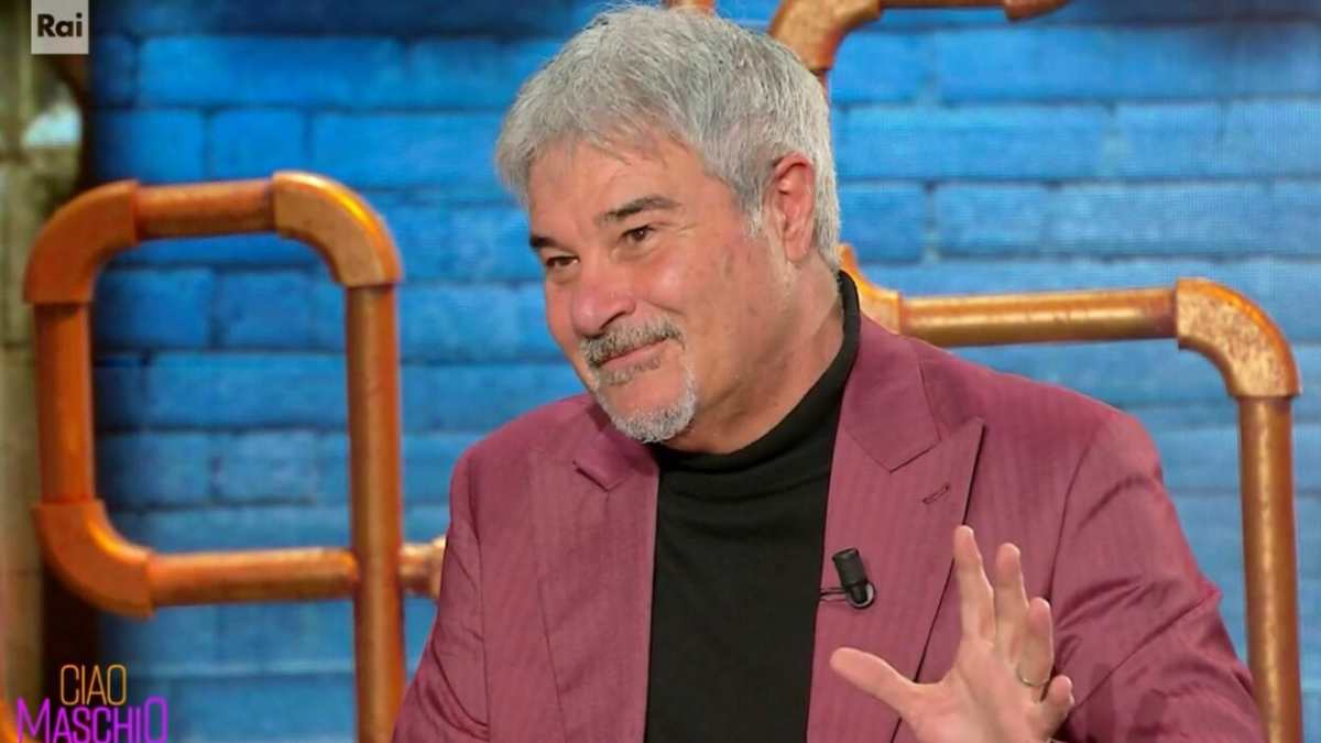 pino insegno si commuove a ciao maschio mamma mi manca ogni giorno