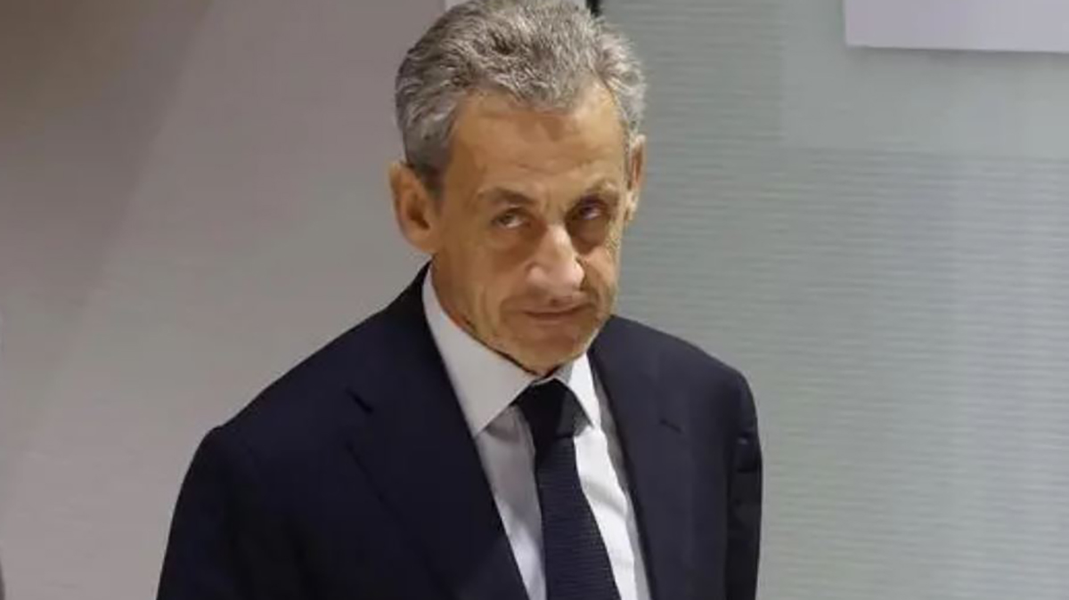 carla bruni la notizia shock dal carcere sul marito sarkozy cosa succede da Tvzap.it carla bruni la notizia shock dal carcere sul marito sarkozy cosa succede