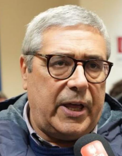 Totò Cuffaro lascia la guida della Dc: dimissioni dopo l’inchiesta giudiziaria