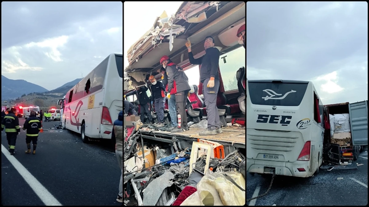 Dramma in autostrada, autobus contro tir: ci sono tanti morti e feriti