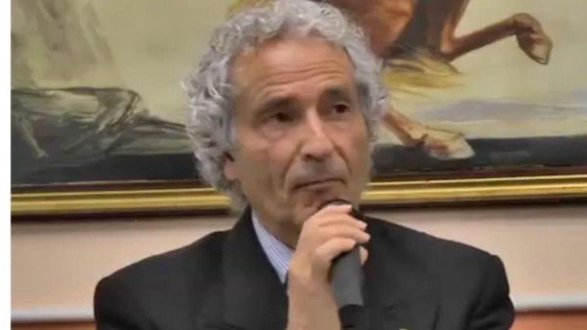 Ritratto di Luigi Paragone, giornalista italiano scomparso