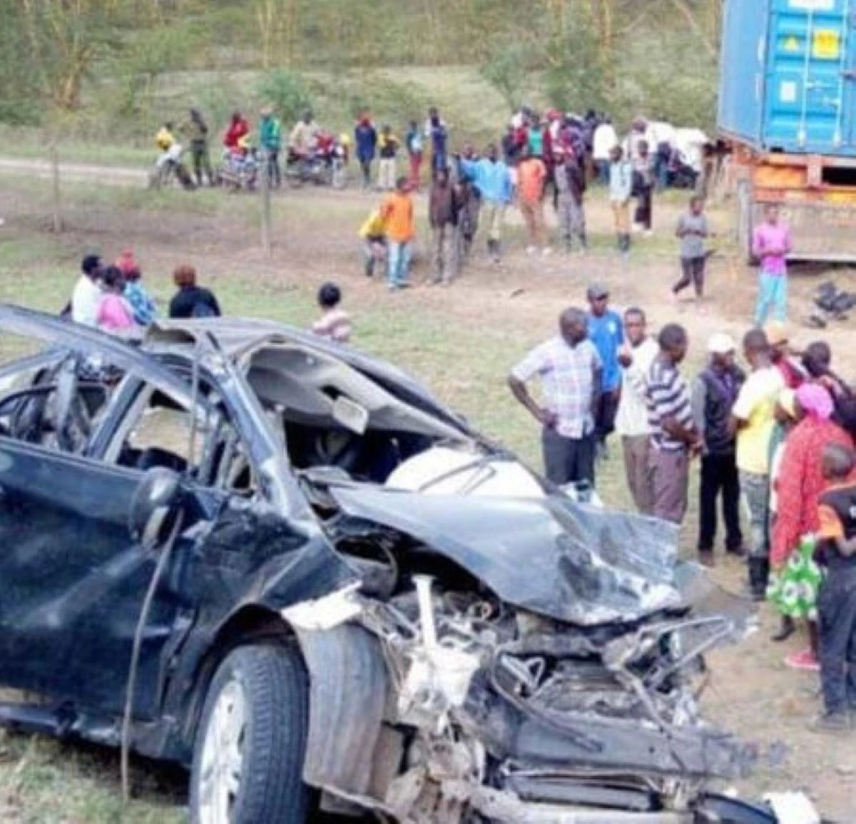 Soccorritori e mezzi di emergenza sul luogo dell'incidente in Kenya