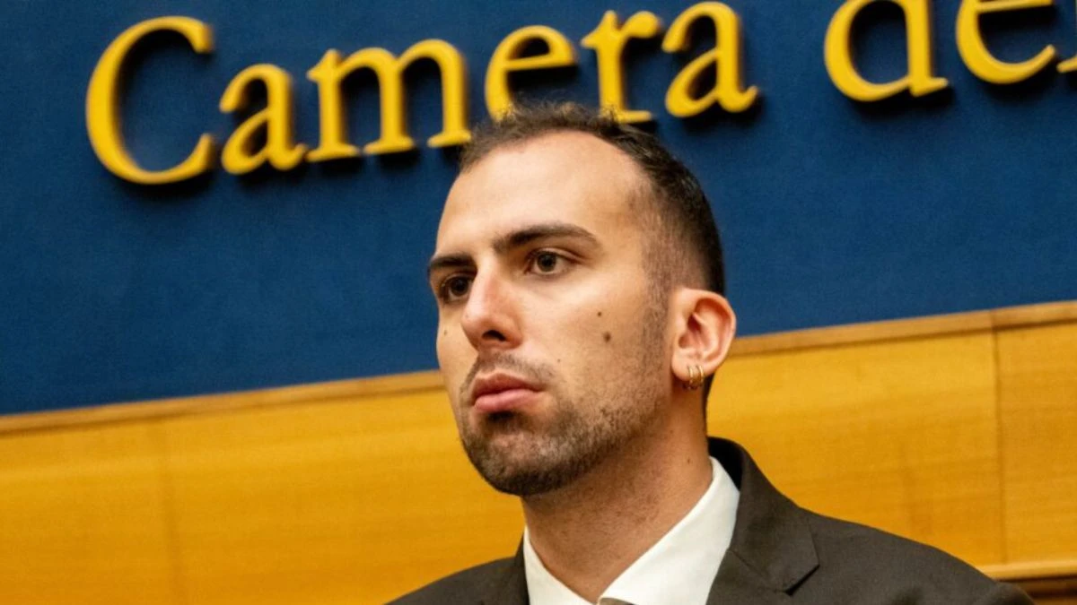 Filippo Blengino dopo il rilascio dalla caserma dei Carabinieri di Mirafiori