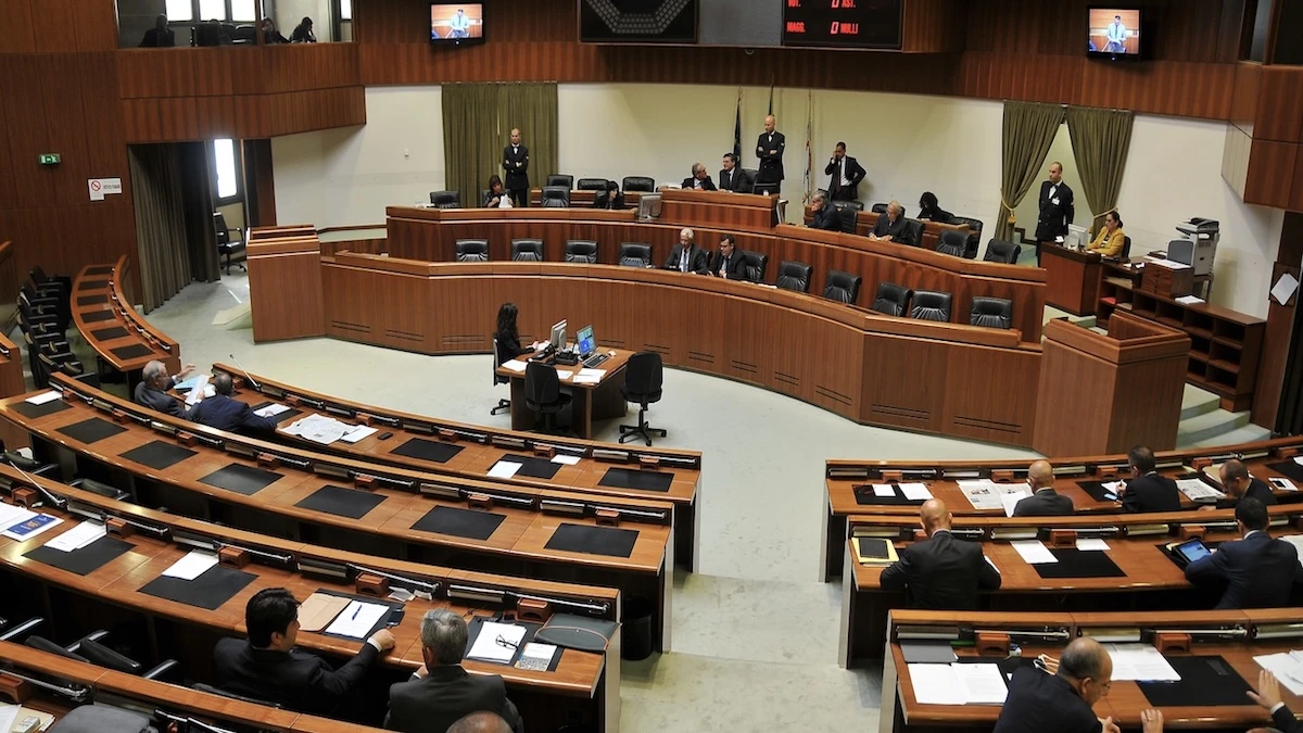 Terremoto politico! Gli ha tolto le deleghe: “Revocato” Terremoto politico! Gli ha tolto le deleghe: “Revocato”