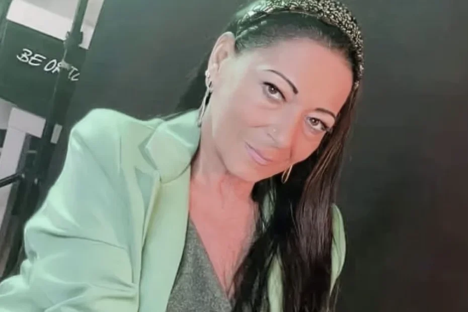 Ritratto della cantante neomelodica Rosy Viola