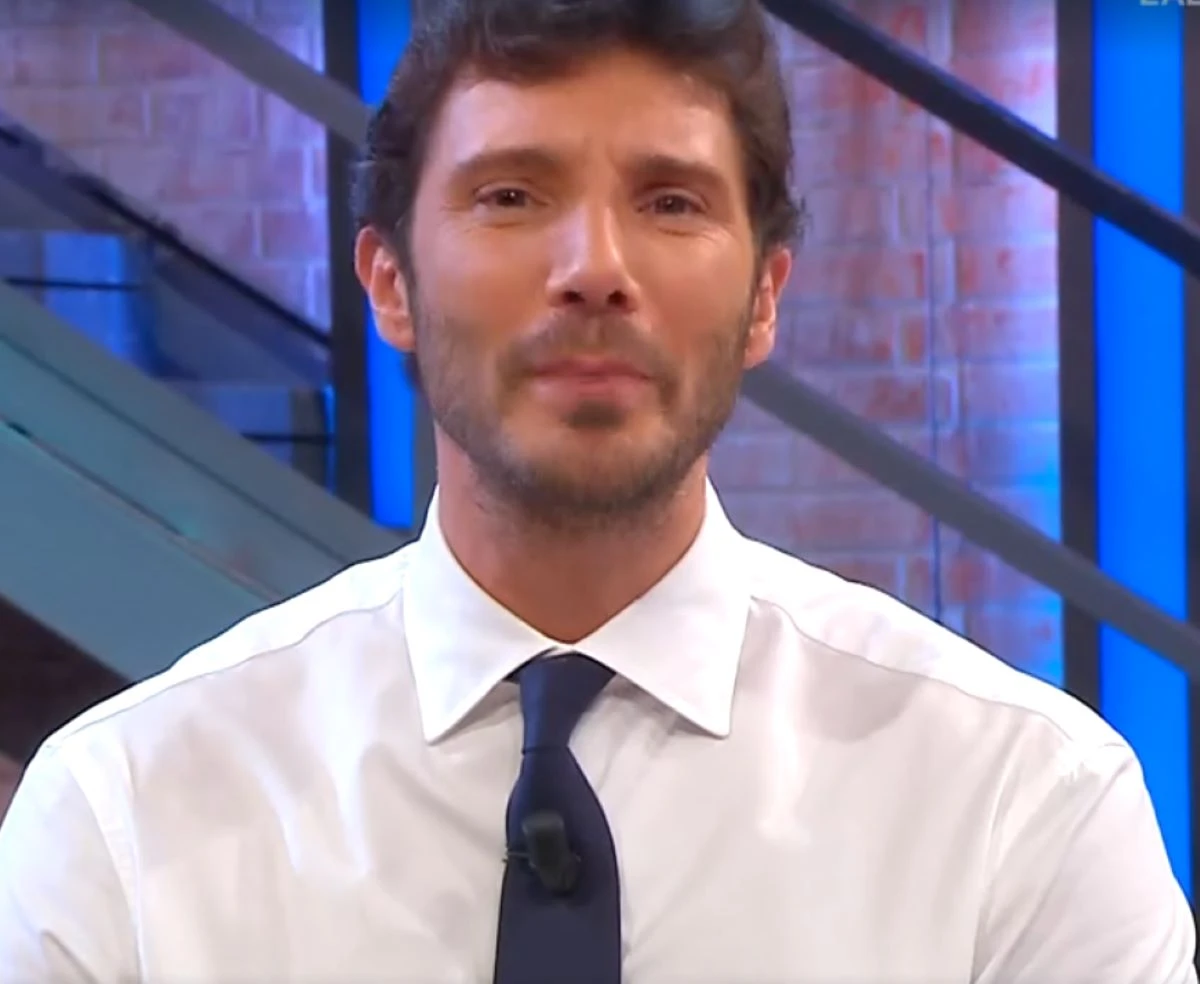 Stefano De Martino, Affari Tuoi primo piano