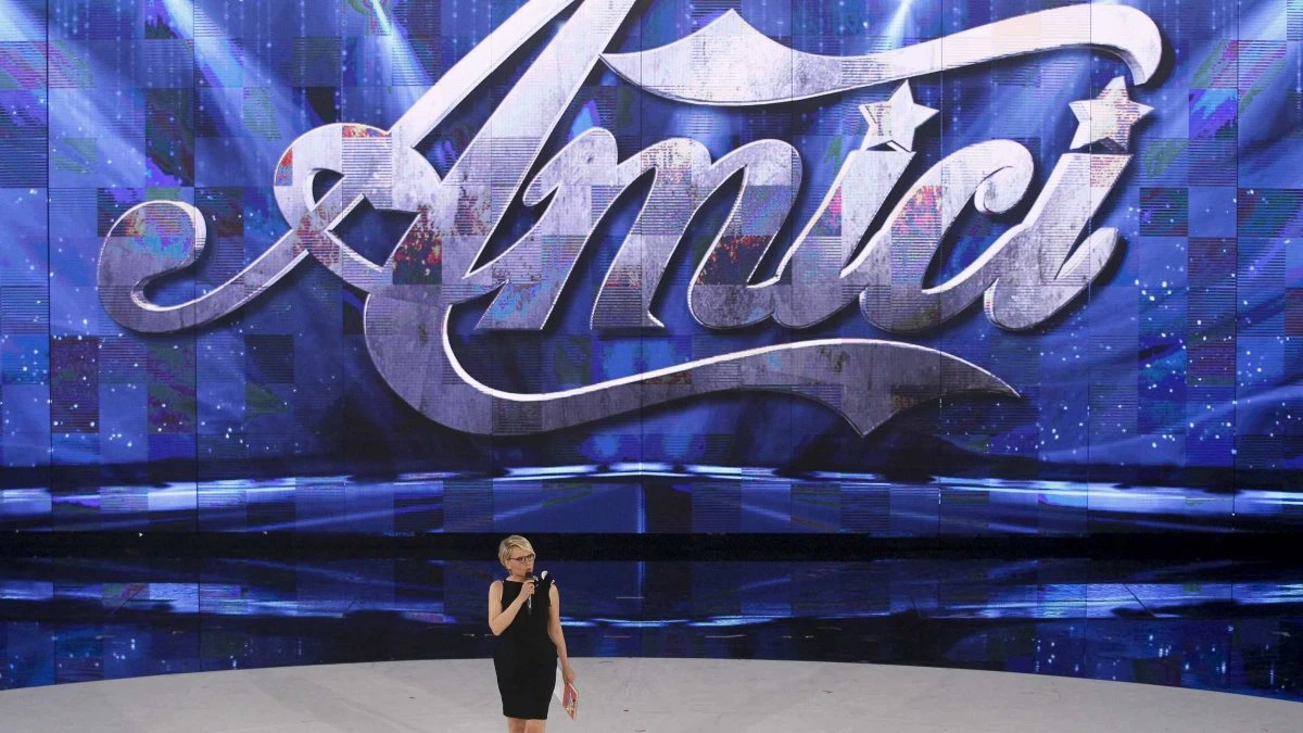 Scena dal programma Amici, in studio durante una puntata