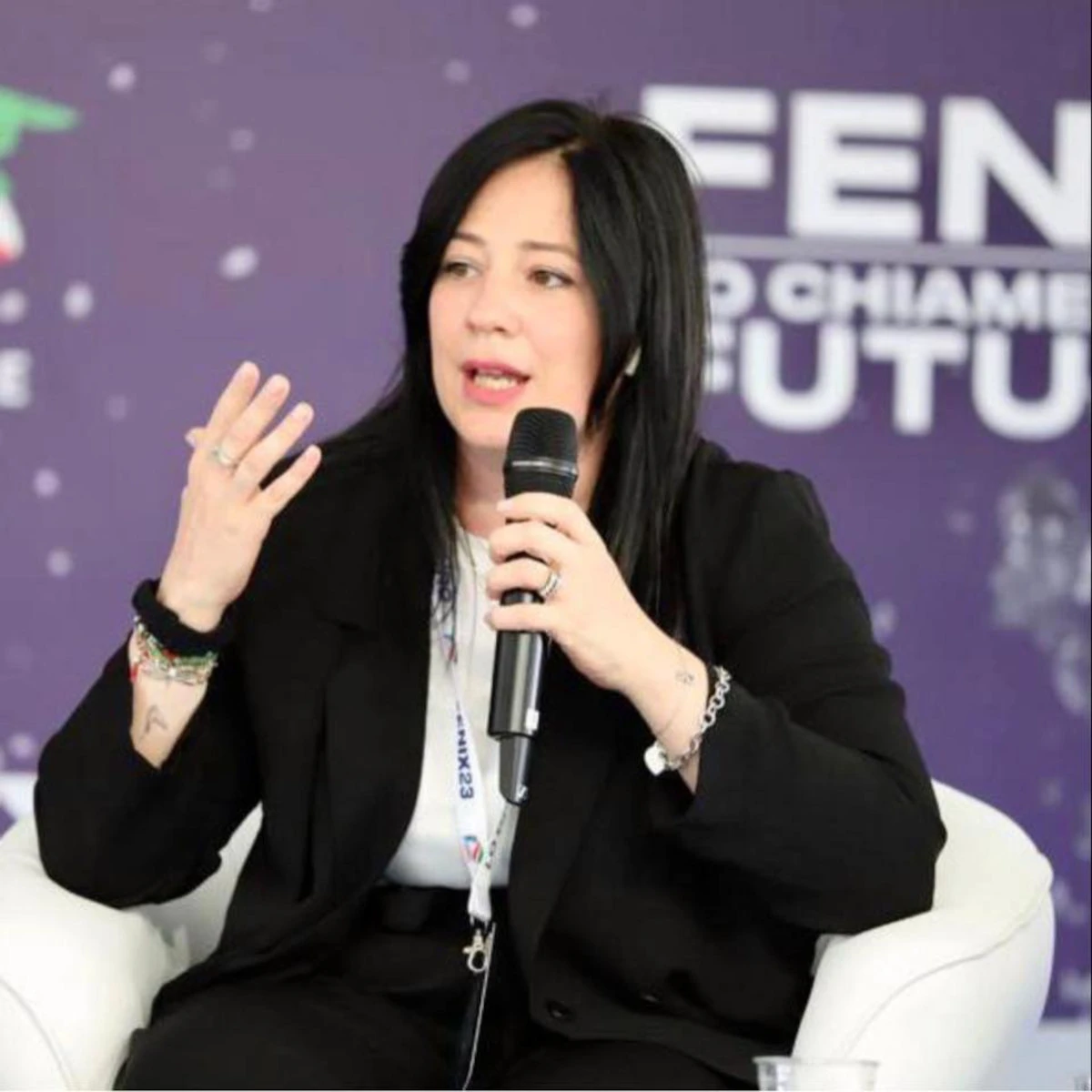 Ritratto di Chiara La Porta, deputata e consigliera regionale