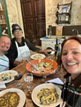 Famiglia nel bosco, la decisione ‘estrema’ dei genitori: “Documenti in arrivo”. Cosa succede