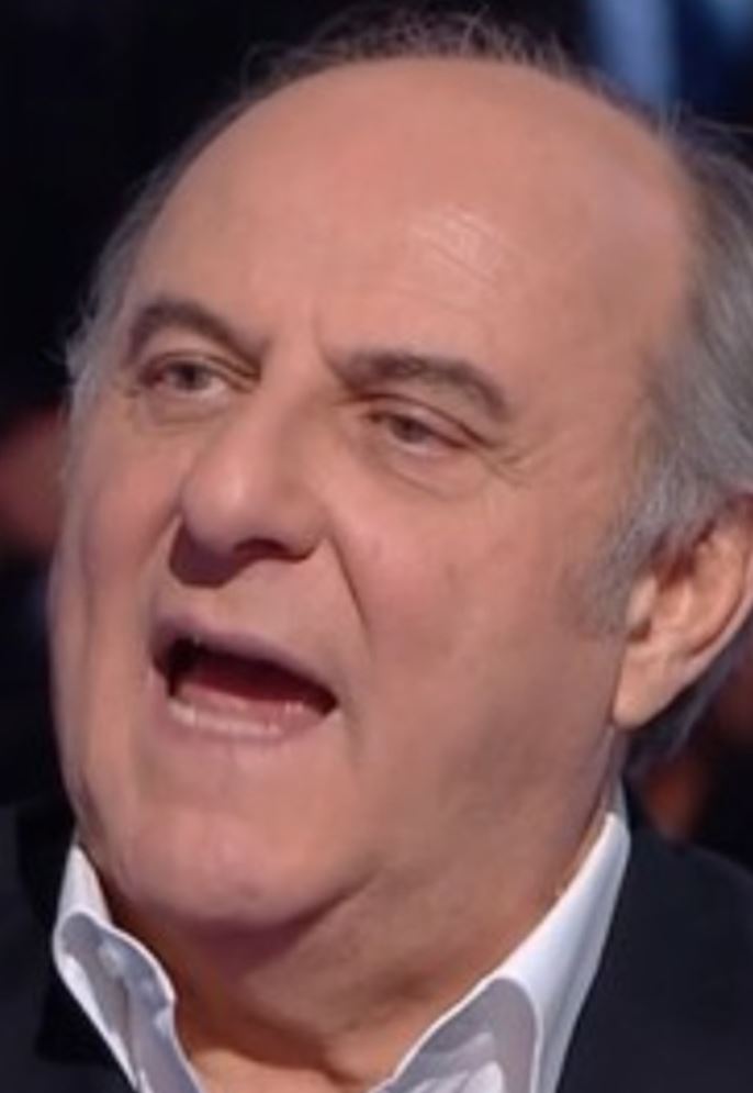 Colpo grosso a Chi vuol essere milionario, ma Gerry Scotti bacchetta il campione: "Non hai scuse"