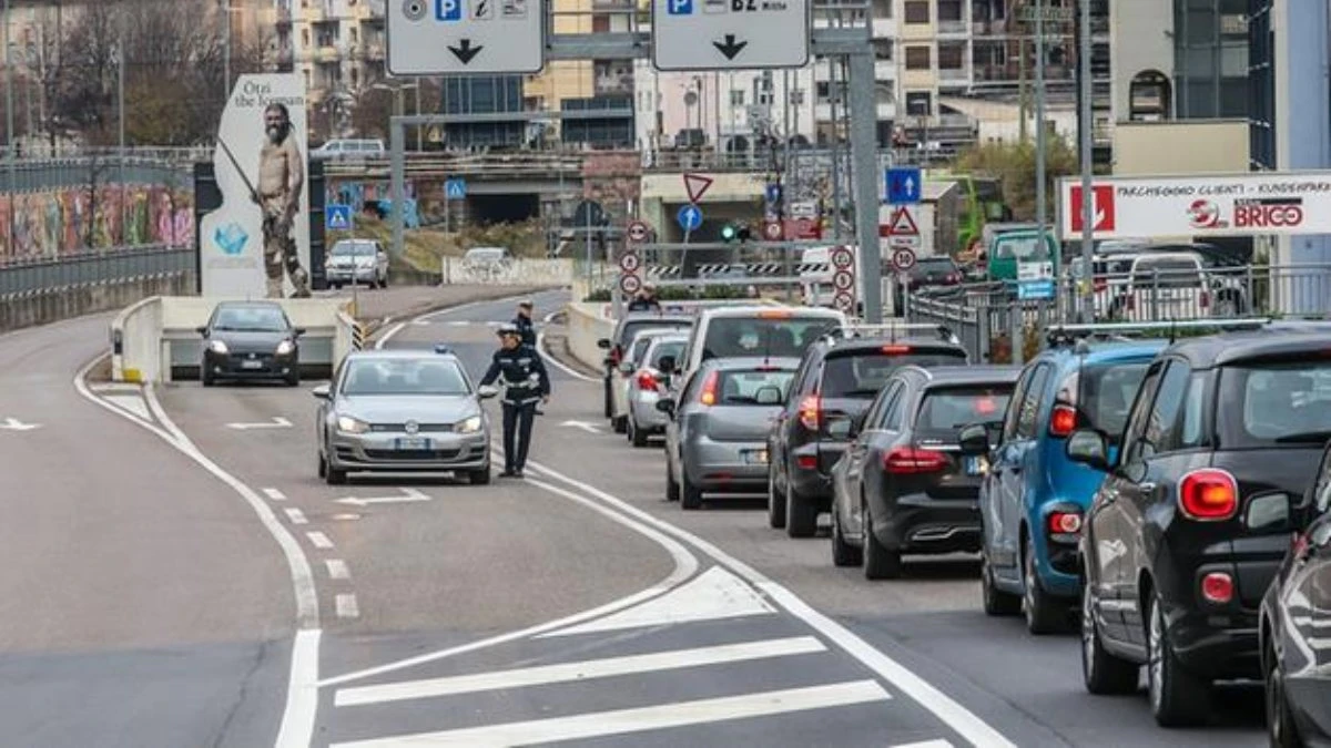 tutto bloccato follia in italia citt224 presa d8217assalto sta succedendo in questo momento da Tvzap.it tutto bloccato follia in italia citt224 presa d8217assalto sta succedendo in questo momento