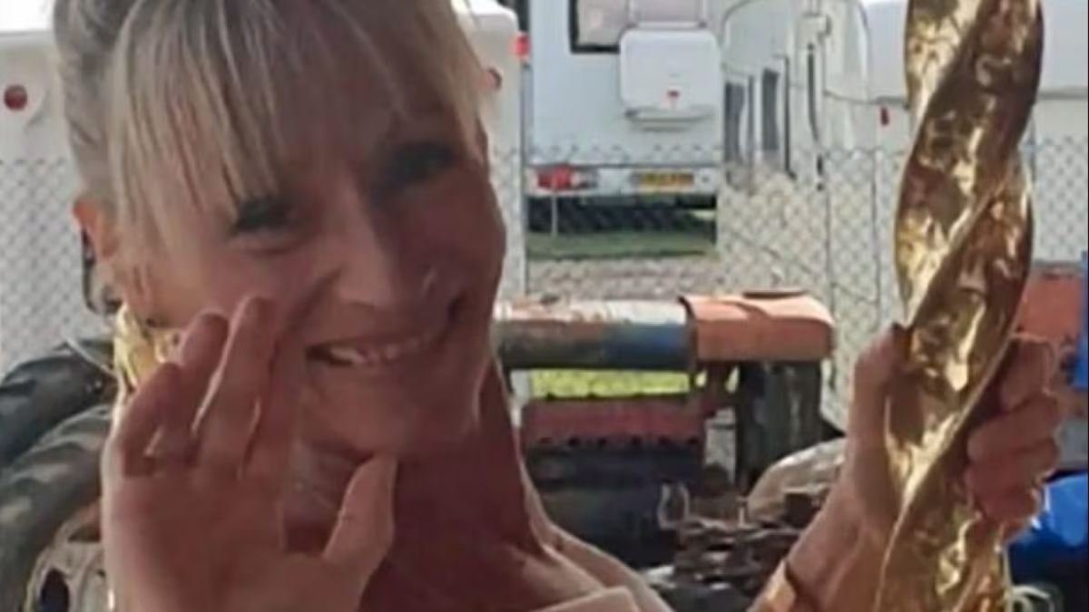 Malore mentre si fa un toast, viene portata in obitorio ma è shock totale: familiari sconvolti