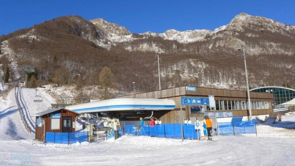 strappato dalla seggiovia a causa del vento 32enne precipita nel vuoto dramma a natale da Tvzap.it strappato dalla seggiovia a causa del vento 32enne precipita nel vuoto dramma a natale