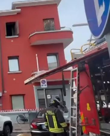 Tragedia a Udine, incendio domestico