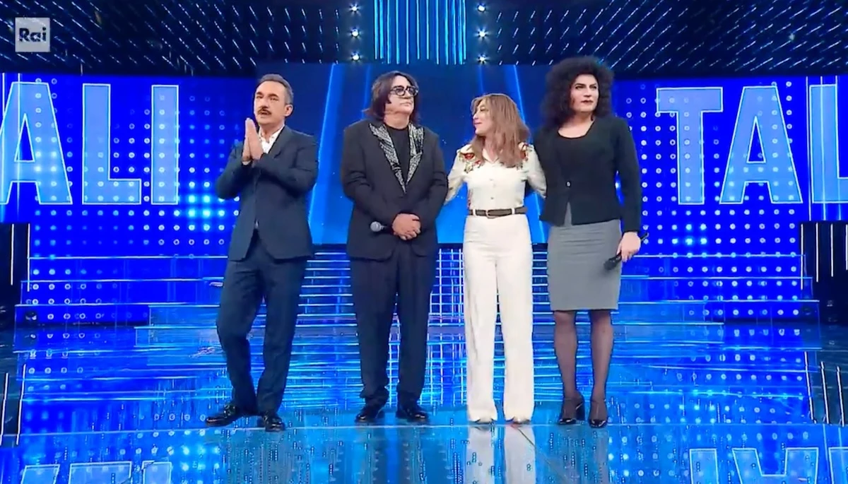 Finale di Tali e Quali Show 2026 in studio con conduttore e giuria