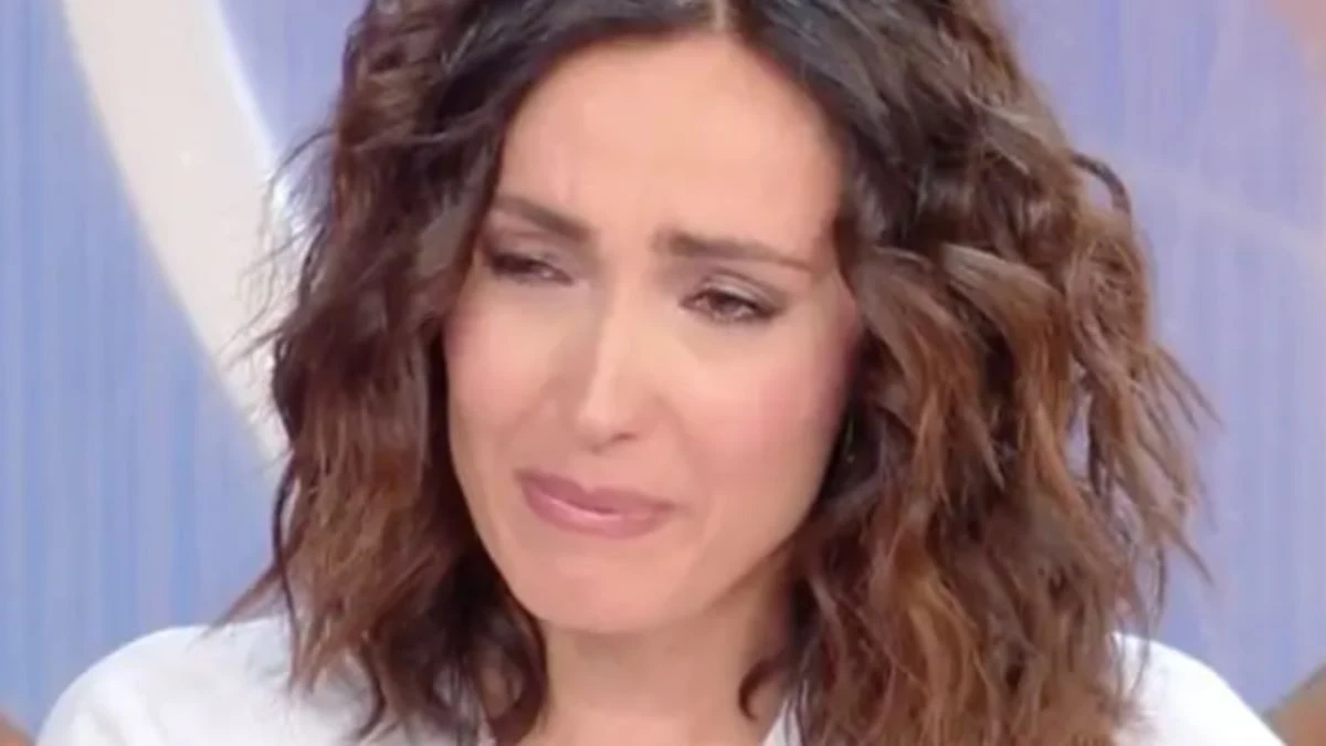 morir242 questo 232 il mio vestito l8217annuncio dell8217ospite famosa in studio e caterina balivo crolla in lacrime vi prego fermate8230 da Tvzap.it morir242 questo 232 il mio vestito l8217annuncio dell8217ospite famosa in studio e caterina balivo crolla in lacrime vi prego fermate8230