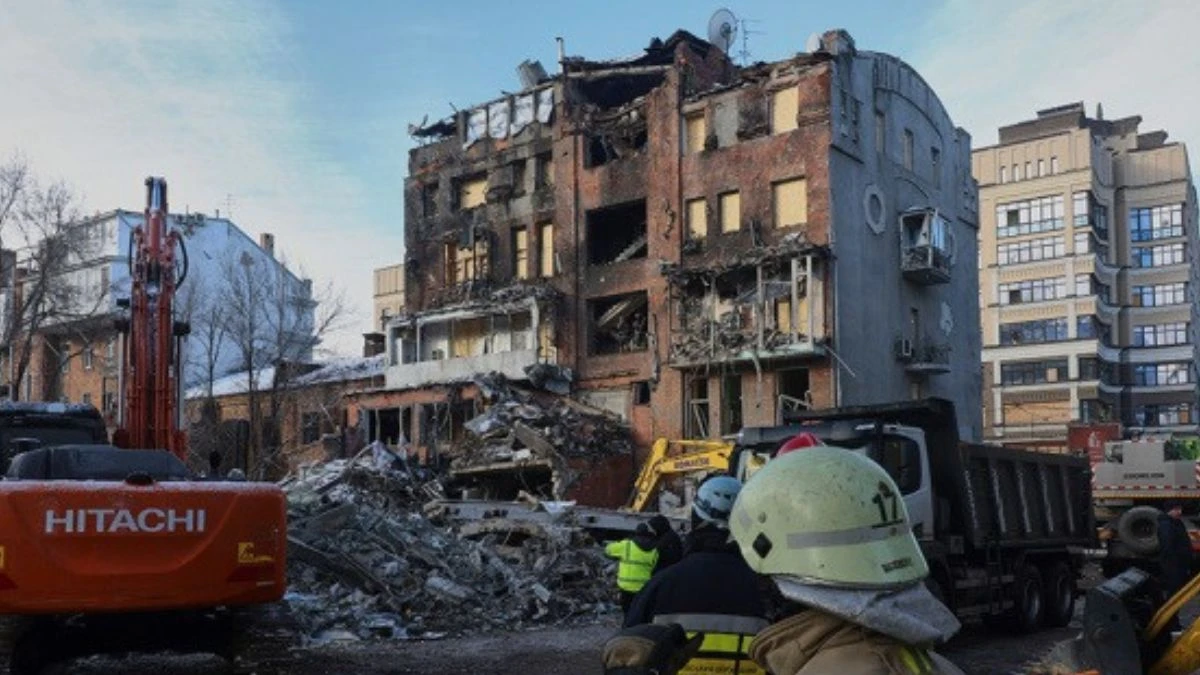 Edifici danneggiati a Kharkiv dopo bombardamento russo