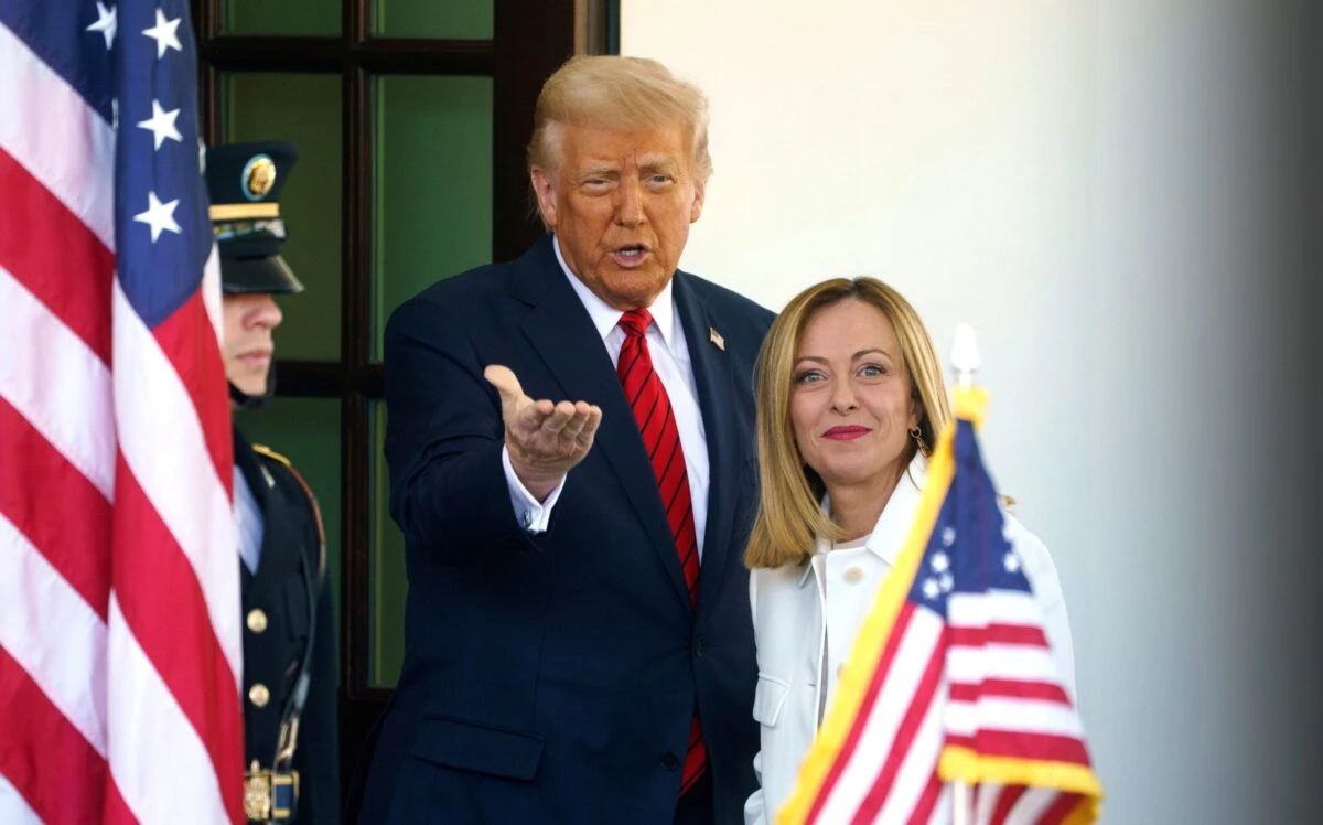 Giorgia Meloni e Donald Trump durante un incontro ufficiale