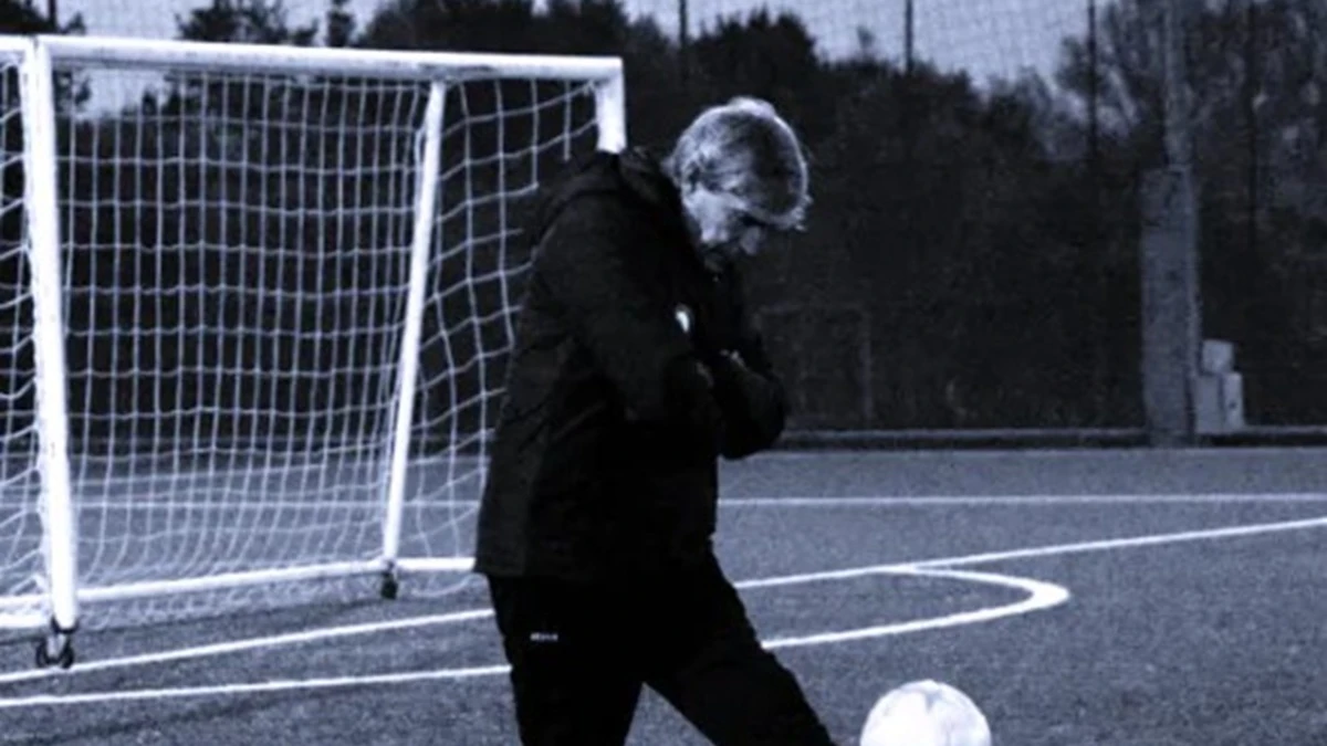 Calcio in lutto, l’allenatore morto in un tragico incidente stradale