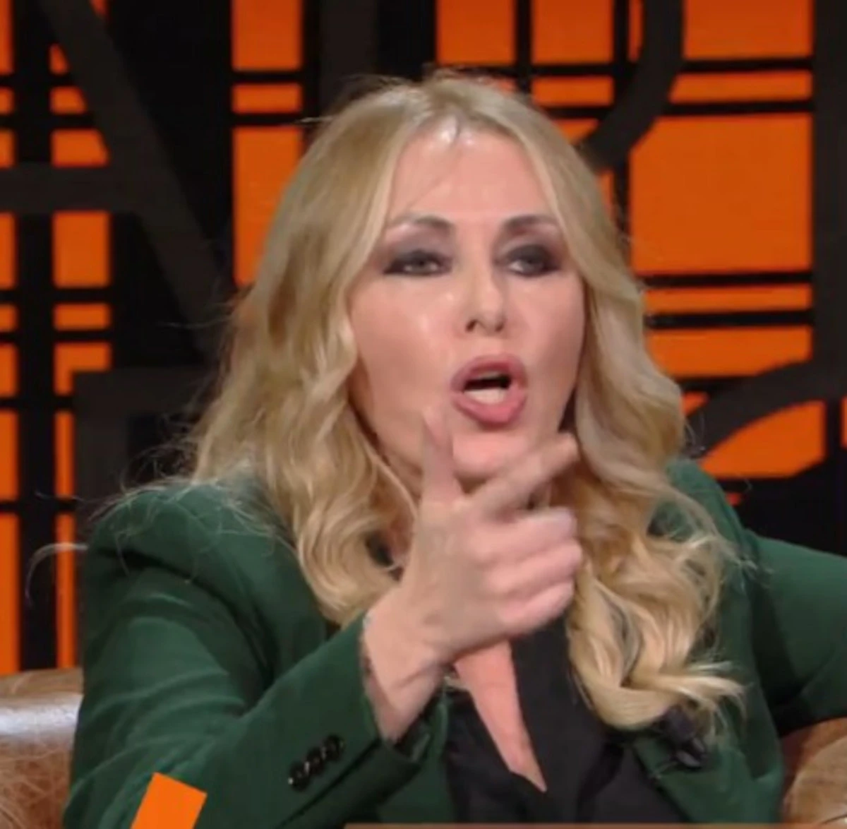 Roberta Bruzzone in studio