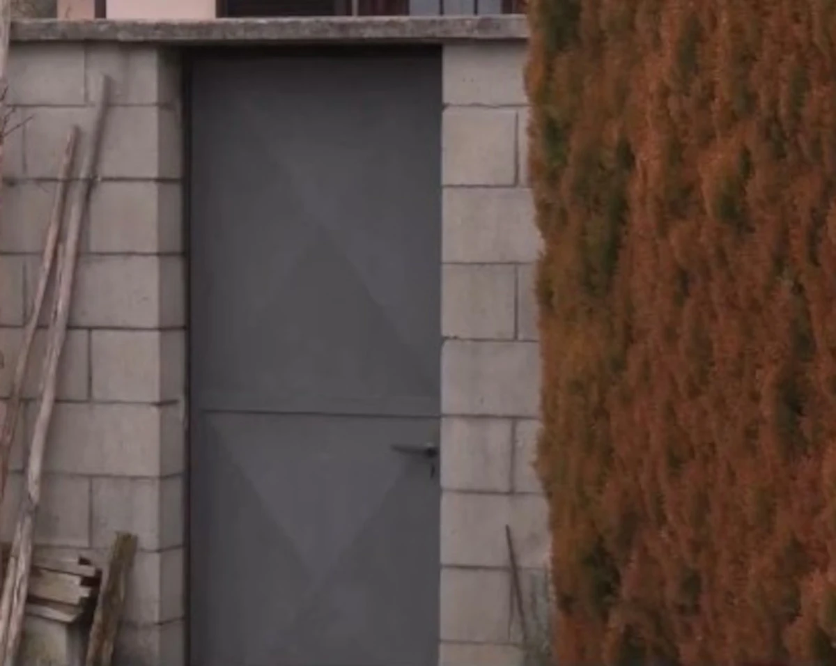 Area rurale con il canale vicino alla villetta dei Poggi a Garlasco