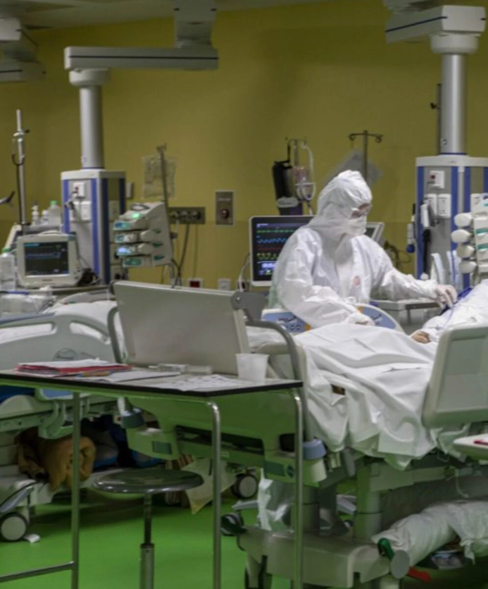 Interno di un reparto di terapia intensiva specializzato in pazienti ustionati