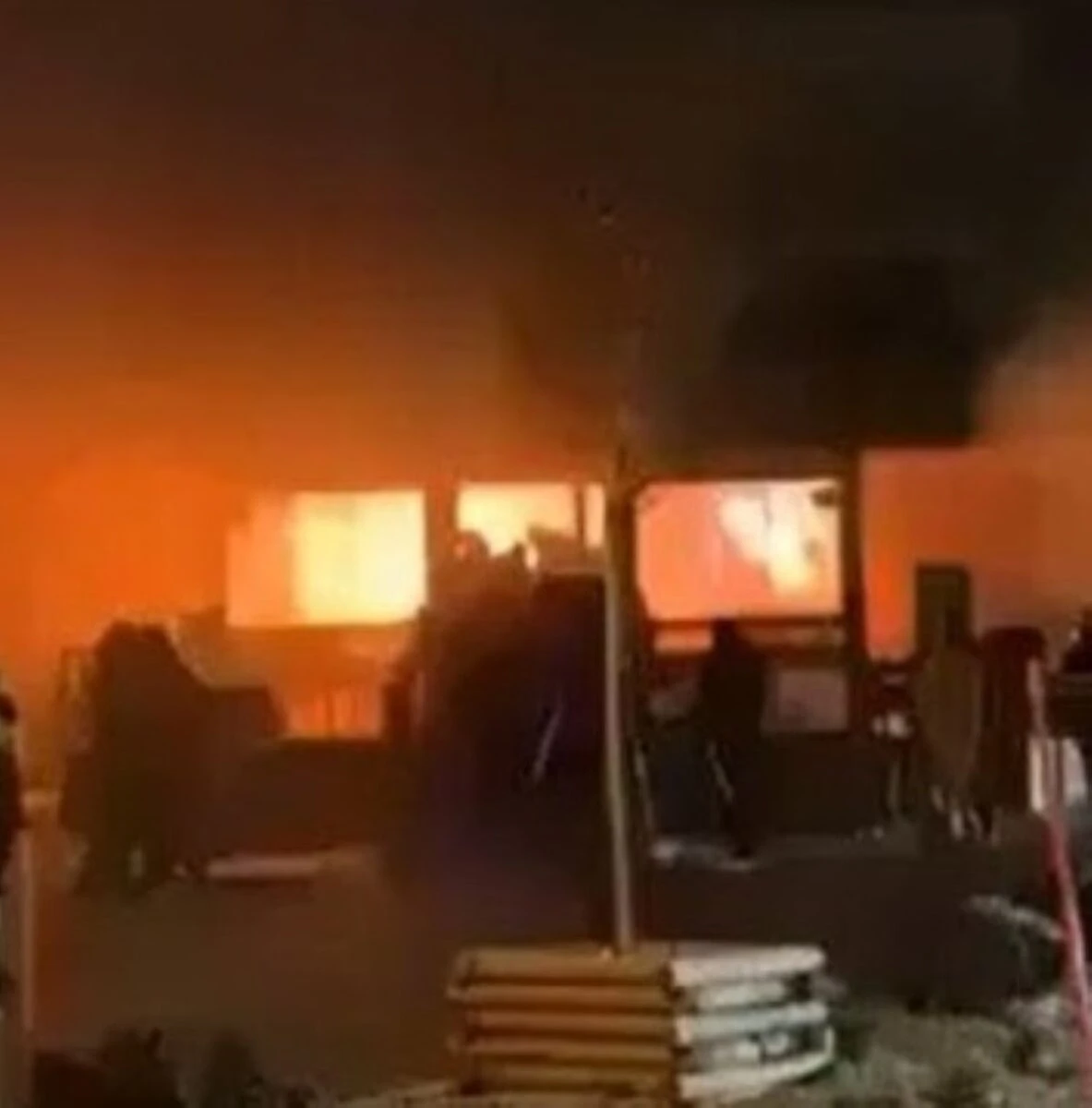 Zona del locale di Crans-Montana interessato dall’incendio di Capodanno