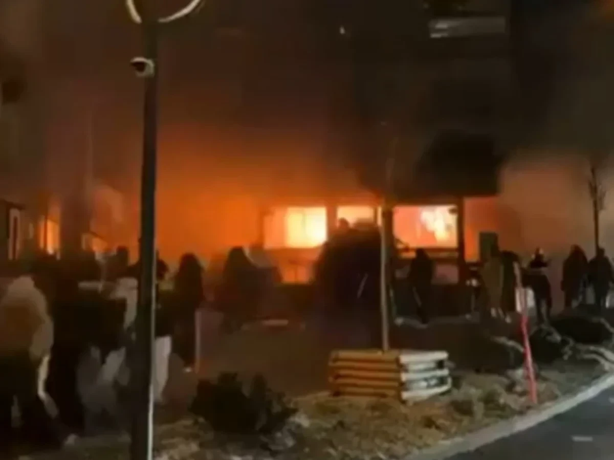 Soccorritori e forze dell