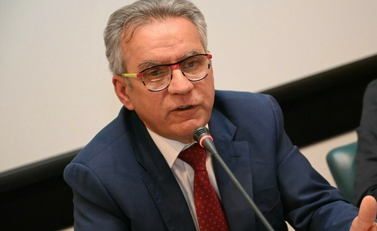 Immagine di repertorio legata alla notizia di lutto in ambito politico