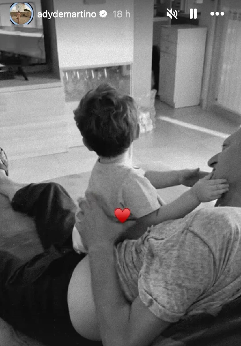 Enrico De Martino con la famiglia: immagini dopo il lutto