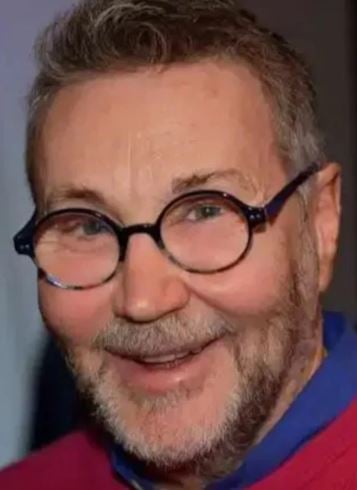  Filippo Ascione, morto a 71 anni lo sceneggiatore, produttore e collaboratore di Fellini