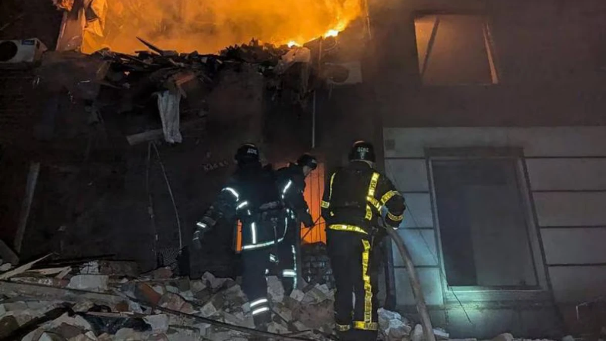 Esplosioni notturne durante un raid missilistico su città ucraine