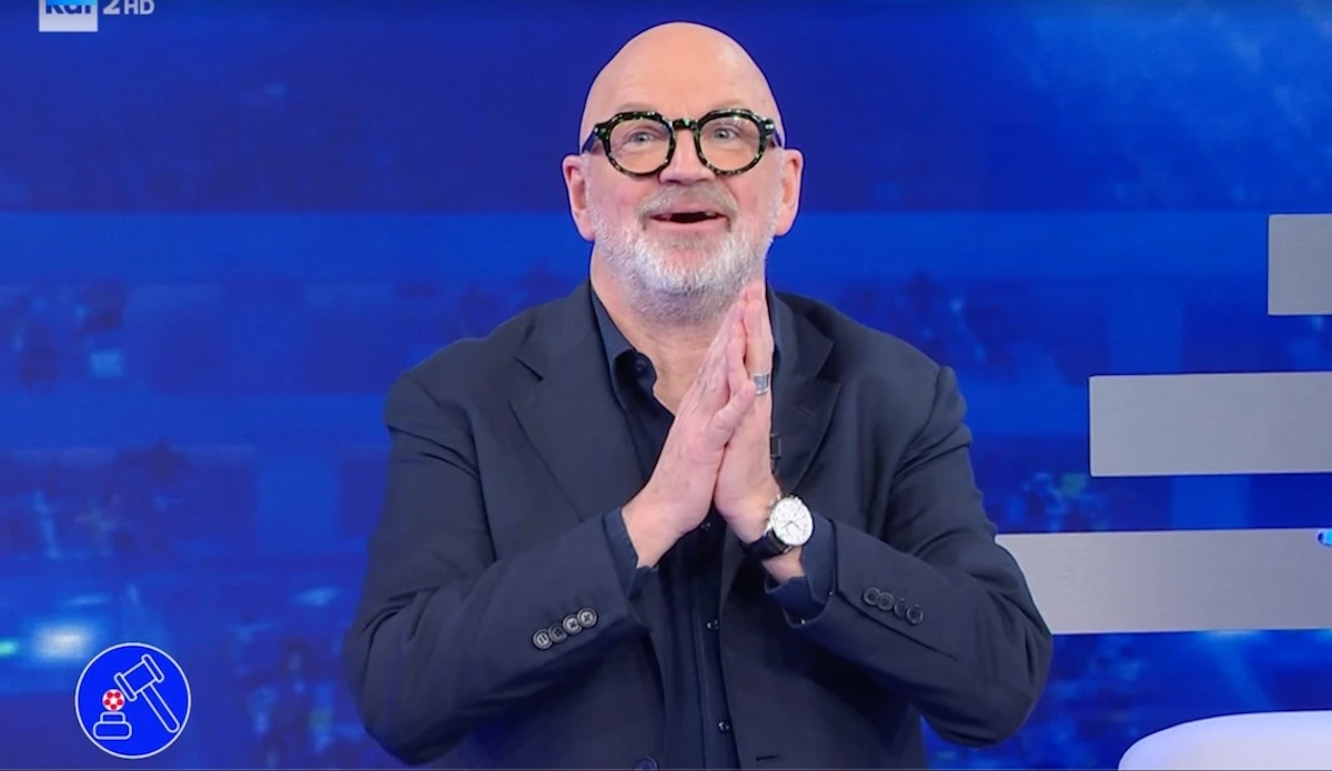 Frame della trasmissione Il Processo al 90° su Rai 2