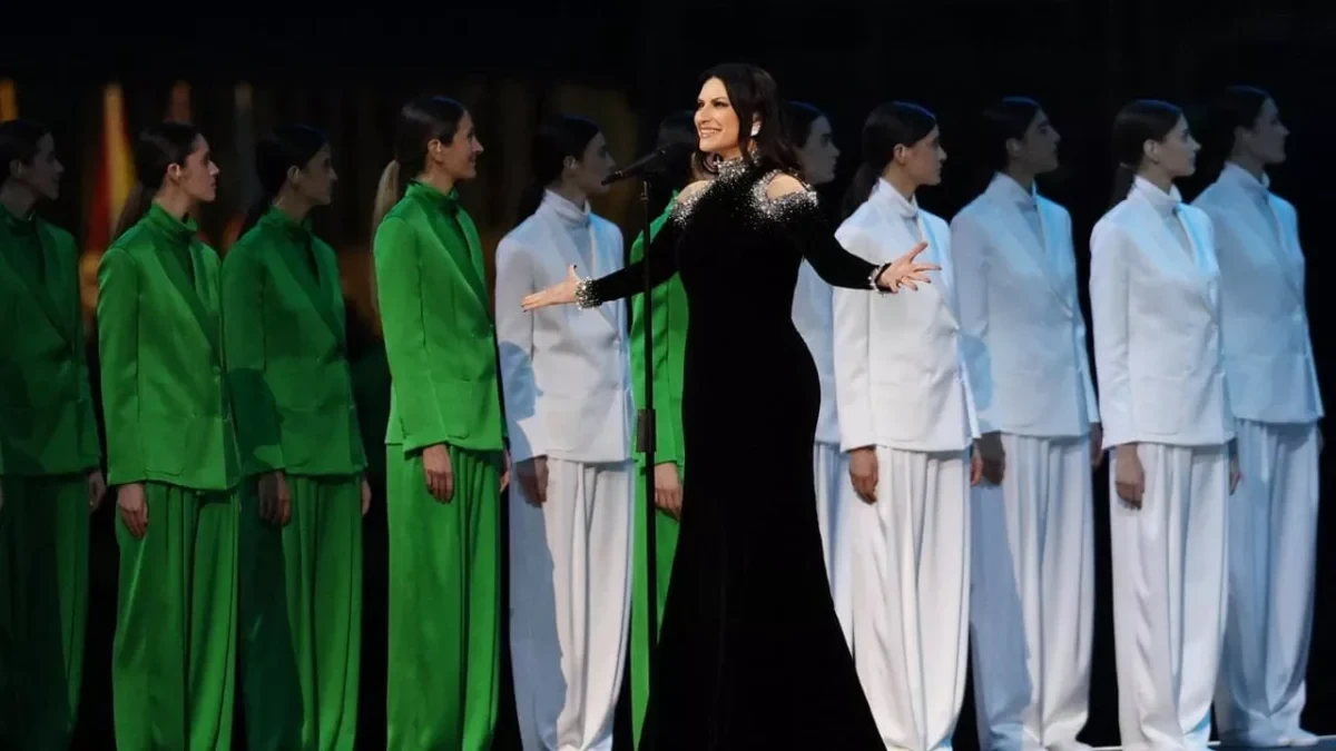 Sfilata delle delegazioni alle Olimpiadi Invernali Milano Cortina 2026