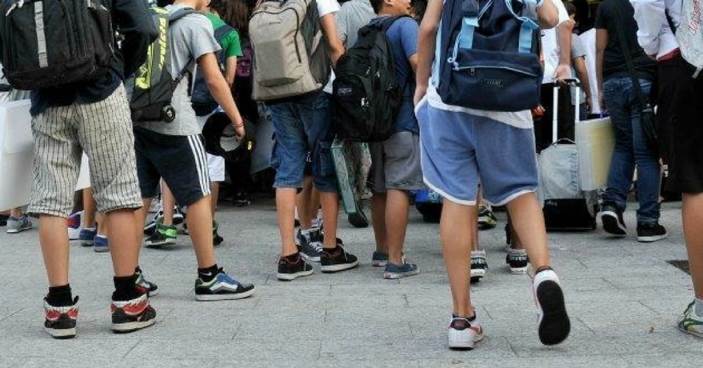 Ingresso di una scuola in Italia