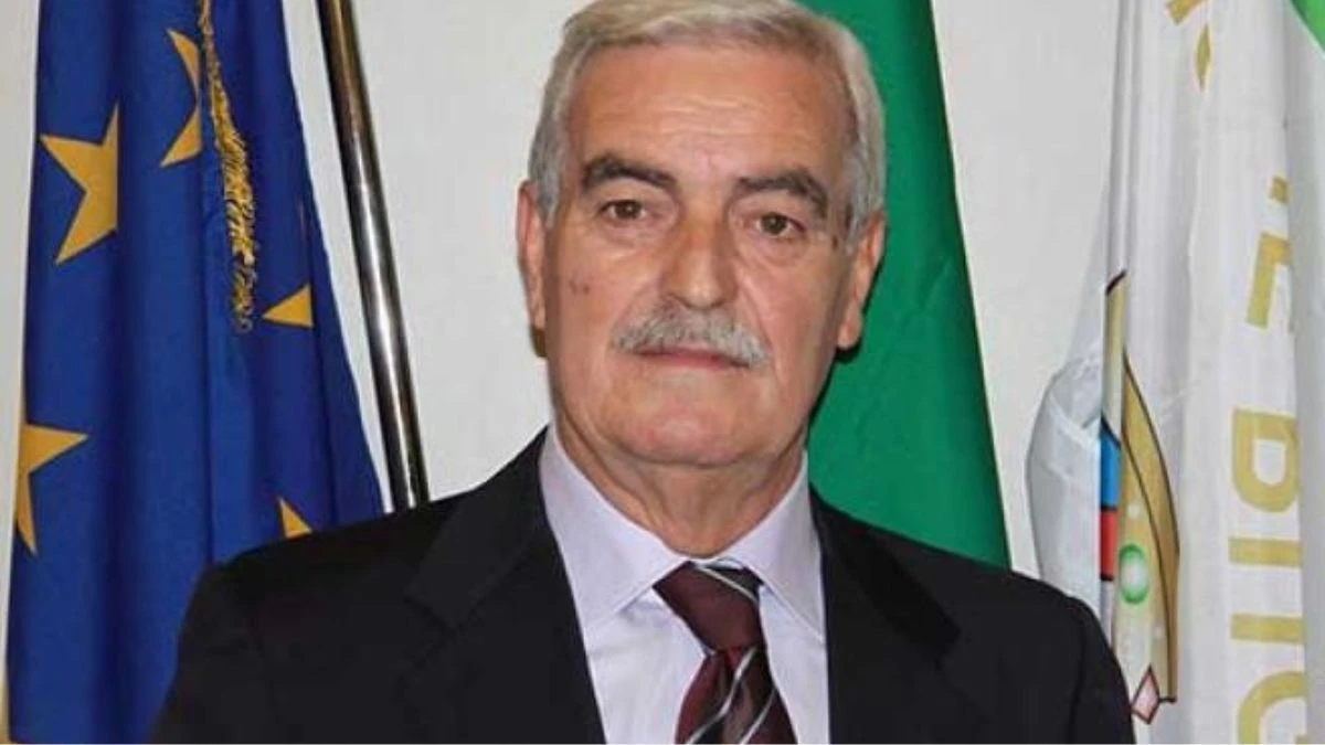 Interventi dopo l’esplosione: area esterna dell’abitazione e segni dei danni