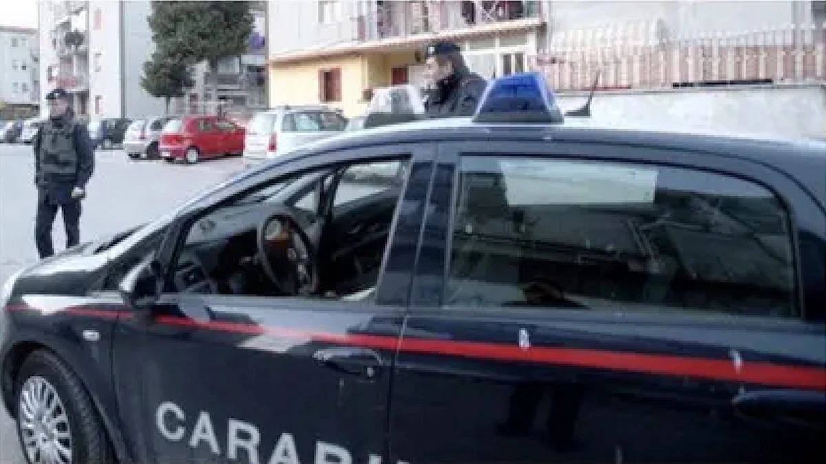 Italia, spara alla moglie con un fucile. “Crivellata di colpi”. Intervento dei carabinieri